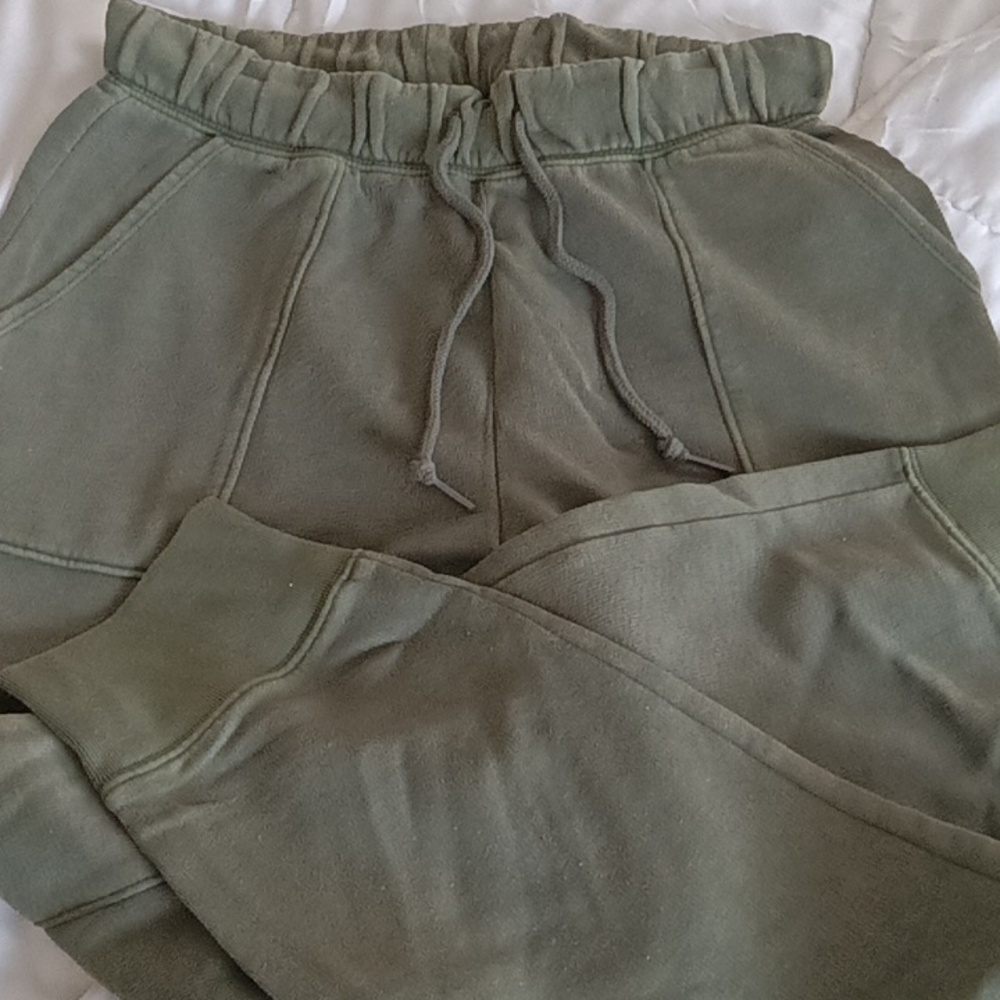 VS Pink cargo joggers